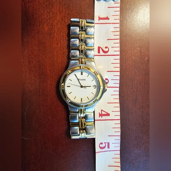 Bulova Infinity Collection wristwatch, two-tone. Unisex EUC! - Picture 6 of 16